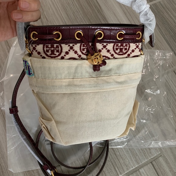 Tory Burch monogram mini bucket bag 88469 brand new with tag - Picture 1 of 5